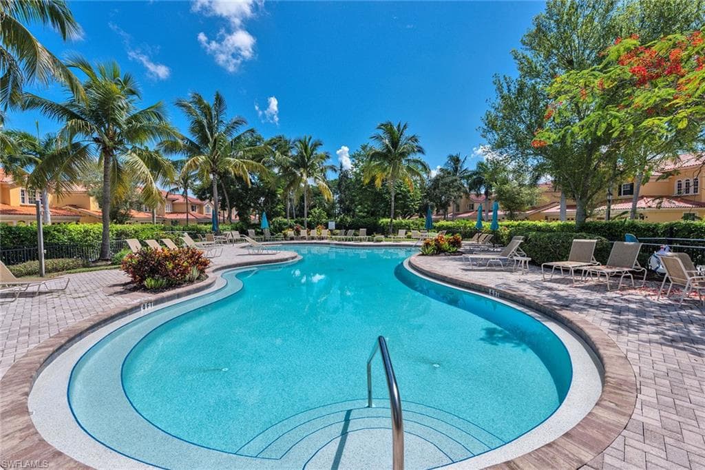 9106 Cascada Way 202, Naples, FL 34114-33