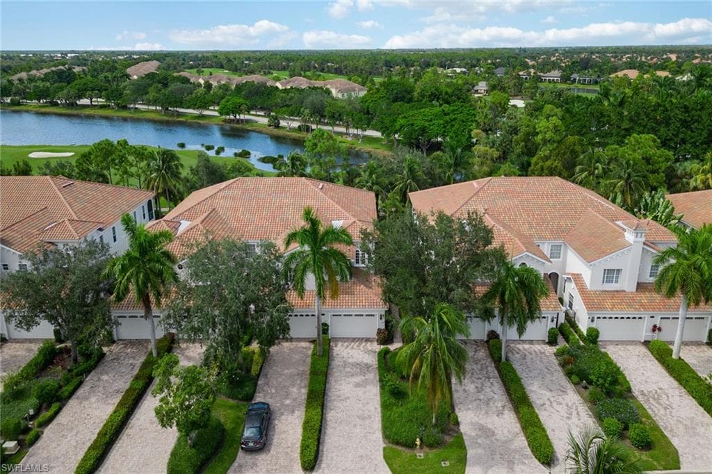 9106 Cascada Way 202, Naples, FL 34114-40