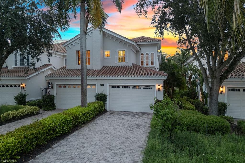9106 Cascada Way 202, Naples, FL 34114-41