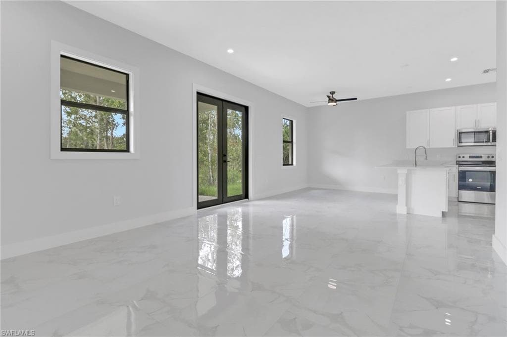 334 Shady Hollow Blvd W, Naples, FL 34120-15