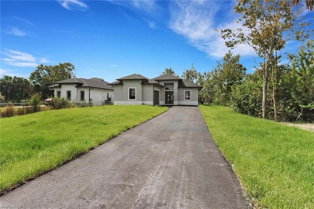334 Shady Hollow Blvd W, Naples, FL 34120-26