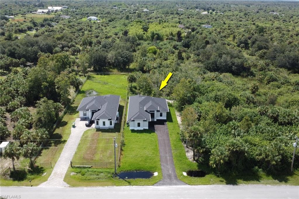 334 Shady Hollow Blvd W, Naples, FL 34120-5