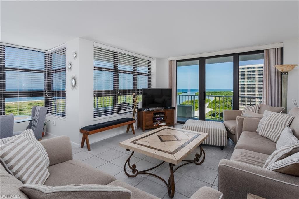 320 Seaview Ct 1212, Marco Island, FL 34145-10