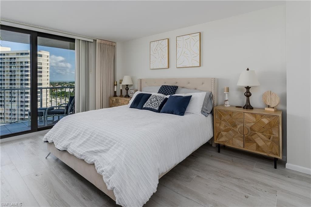 320 Seaview Ct 1212, Marco Island, FL 34145-19