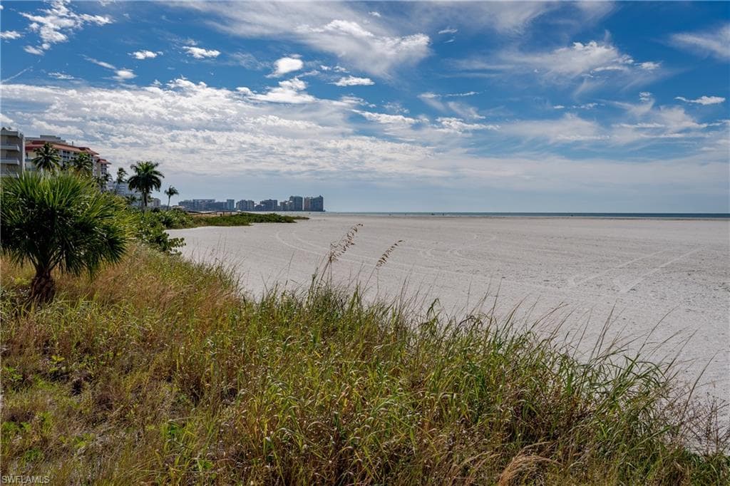 320 Seaview Ct 1212, Marco Island, FL 34145-42