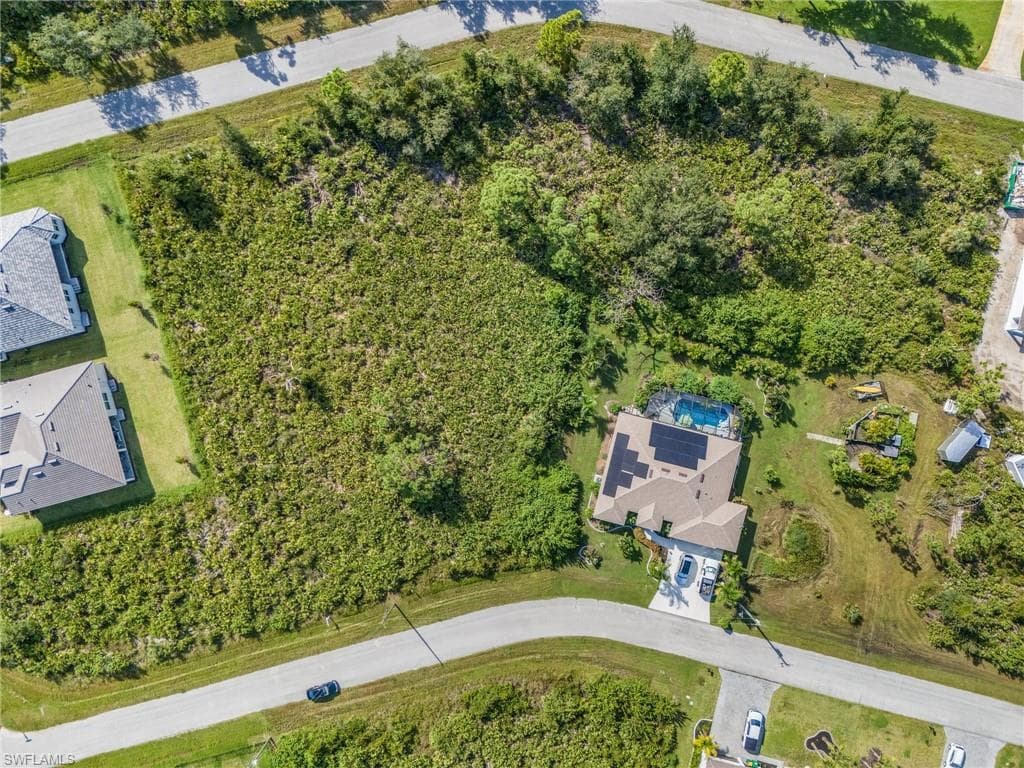 10039 Duquesne St, Port Charlotte, FL 33981-2