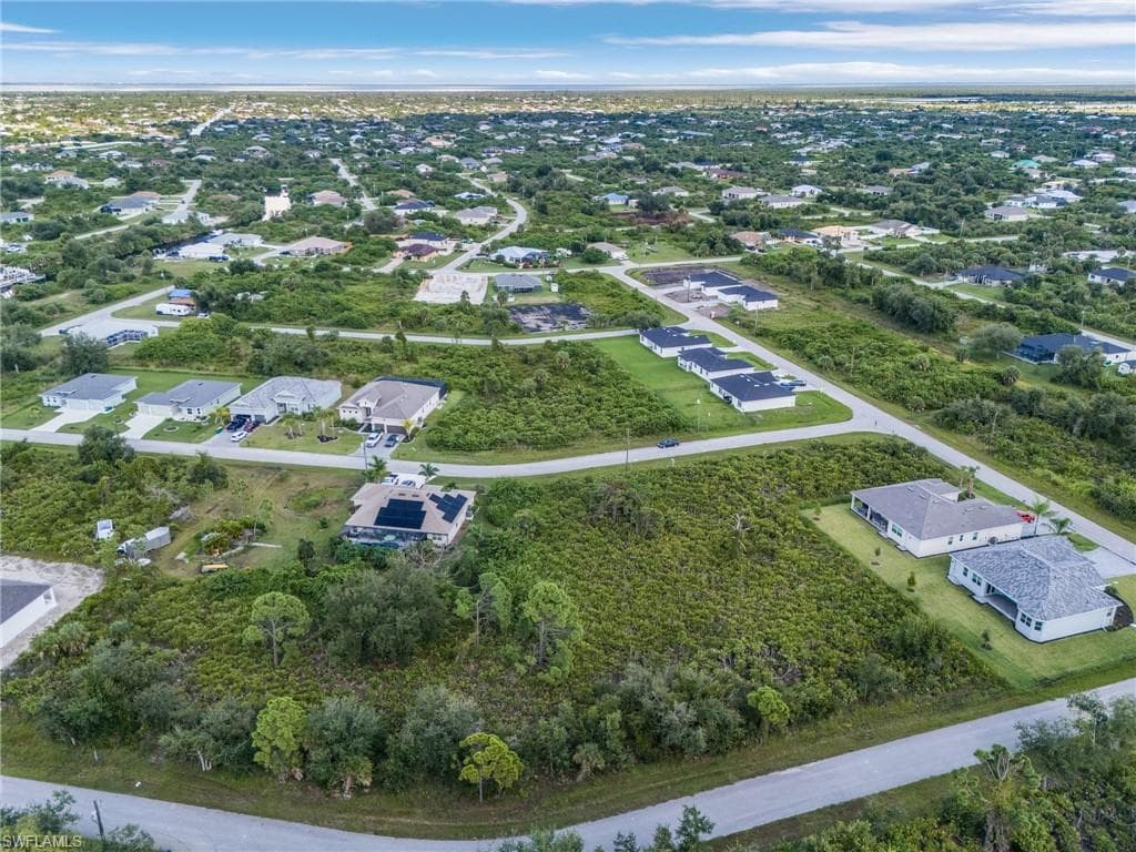 10039 Duquesne St, Port Charlotte, FL 33981-8