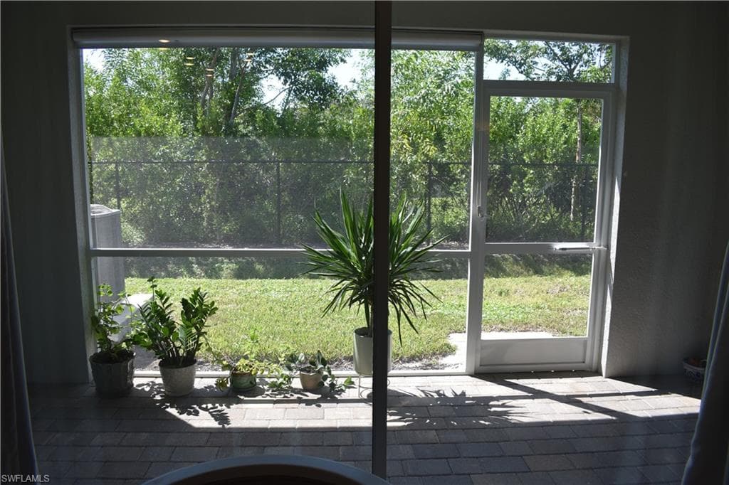 15183 Wildflower Cir, Naples, FL 34119-36