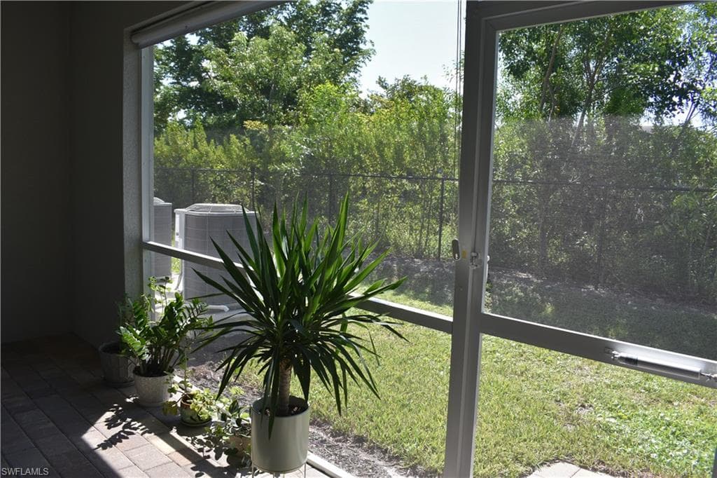 15183 Wildflower Cir, Naples, FL 34119-38