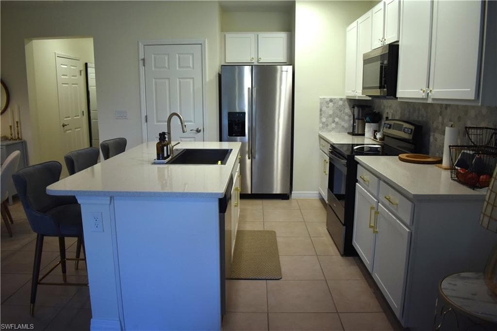 15183 Wildflower Cir, Naples, FL 34119-7