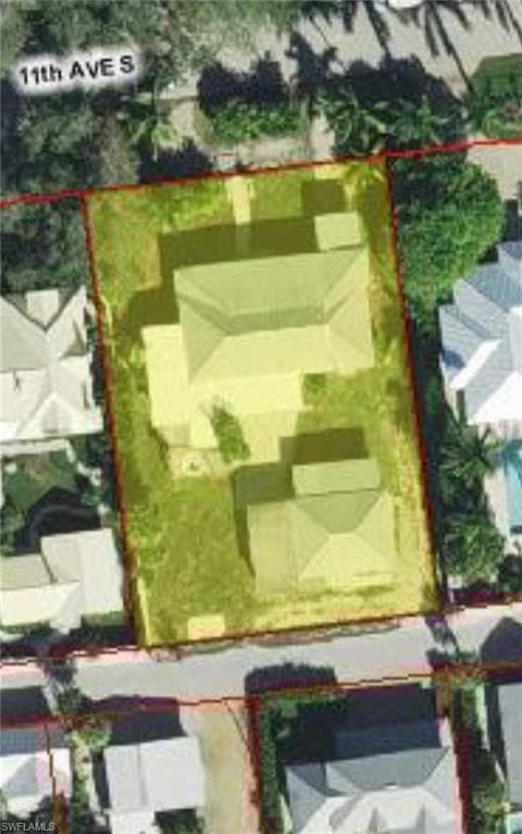162 11th Ave S, Naples, FL 34102-4