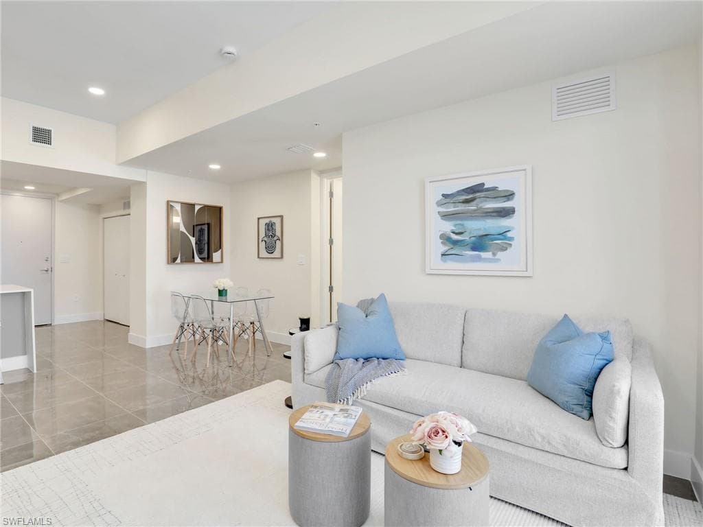 26600 Rosewood Pointe Dr B-201, Bonita Springs, Fl 34135-9