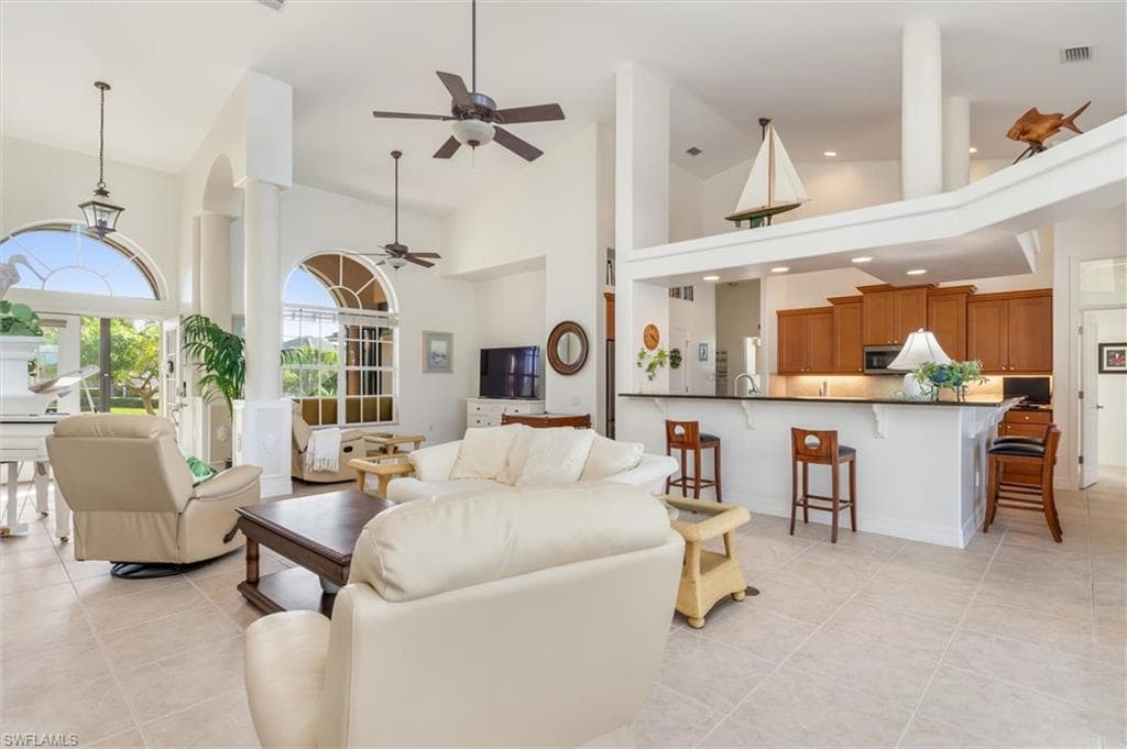 11768 Lady Anne Cir, Cape Coral, FL 33991-10