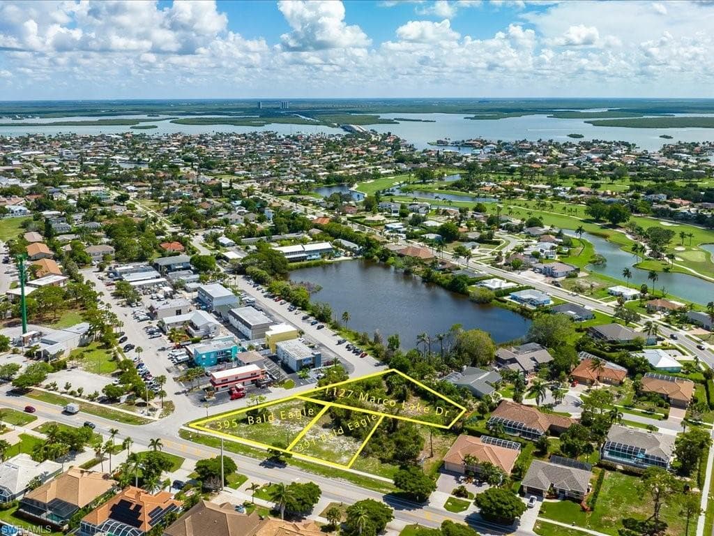 395 Bald Eagle Dr, Marco Island, FL 34145-8