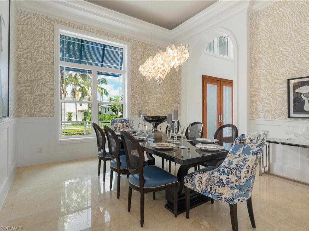 434 Conners Ave, Naples, FL 34108-8