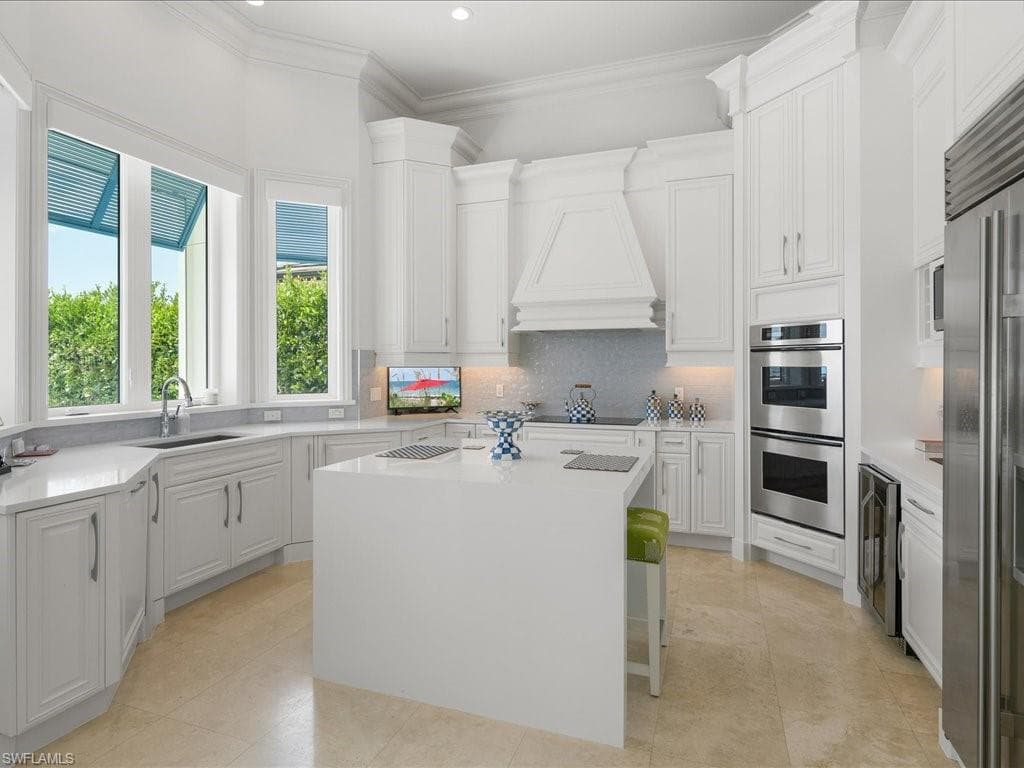 434 Conners Ave, Naples, FL 34108-13