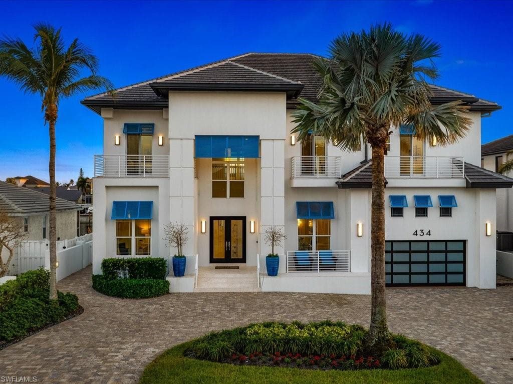 434 Conners Ave, Naples, FL 34108-1