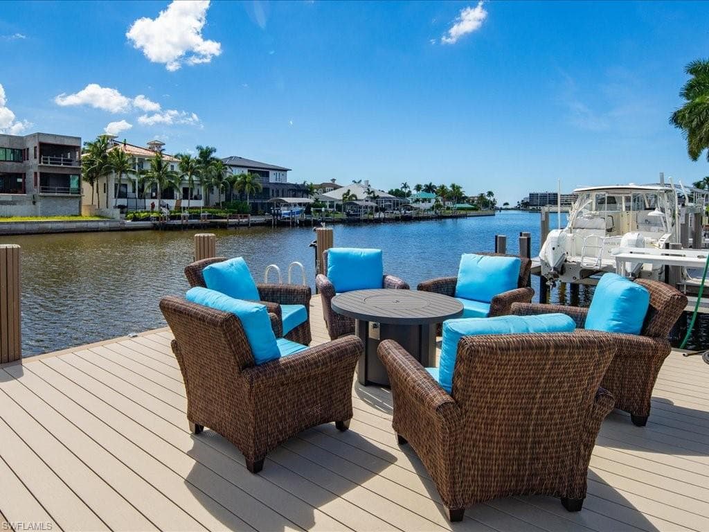 434 Conners Ave, Naples, FL 34108-38