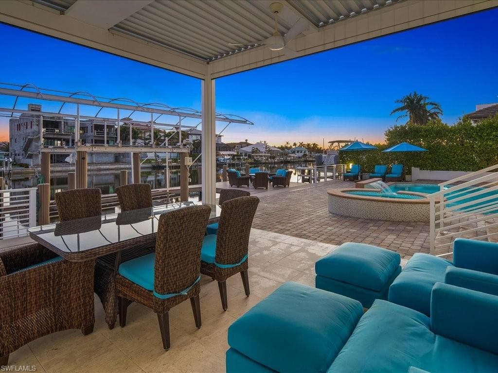 434 Conners Ave, Naples, FL 34108-48