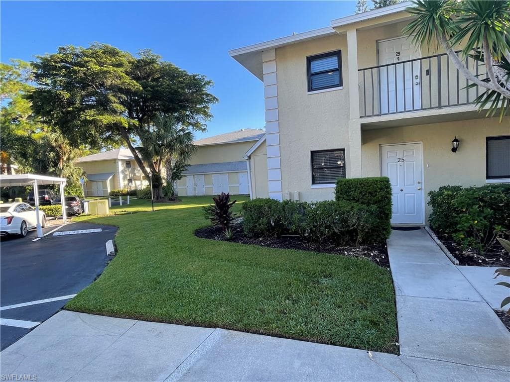 28150 Pine Haven Way 25, Bonita Springs, FL 34135-1