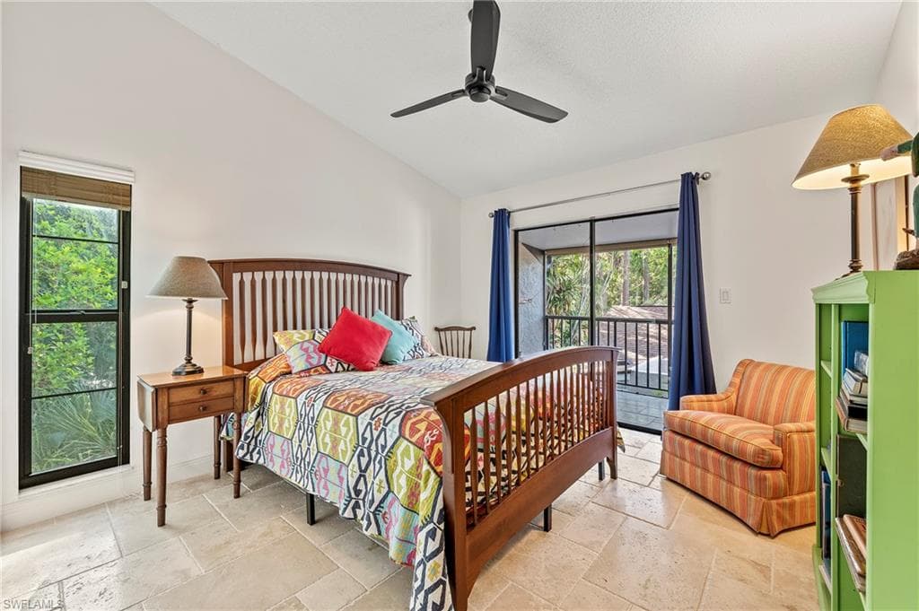15330 Cedarwood Ln 203, Naples, FL 34110-14
