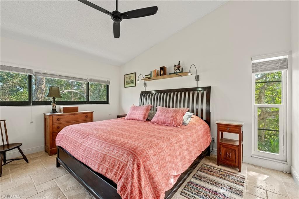 15330 Cedarwood Ln 203, Naples, FL 34110-18
