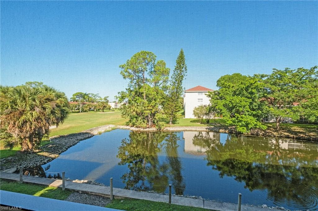 992 Woodshire Ln D205, Naples, FL 34105-24