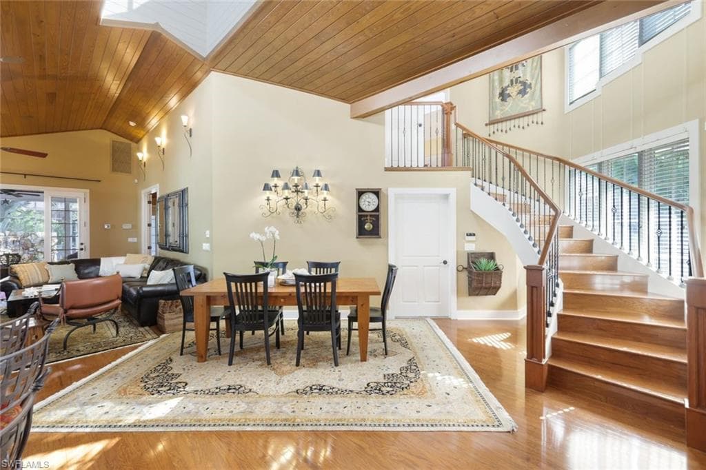 263 10th Ave S, Naples, FL 34102-11