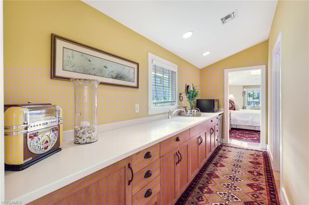 263 10th Ave S, Naples, FL 34102-29