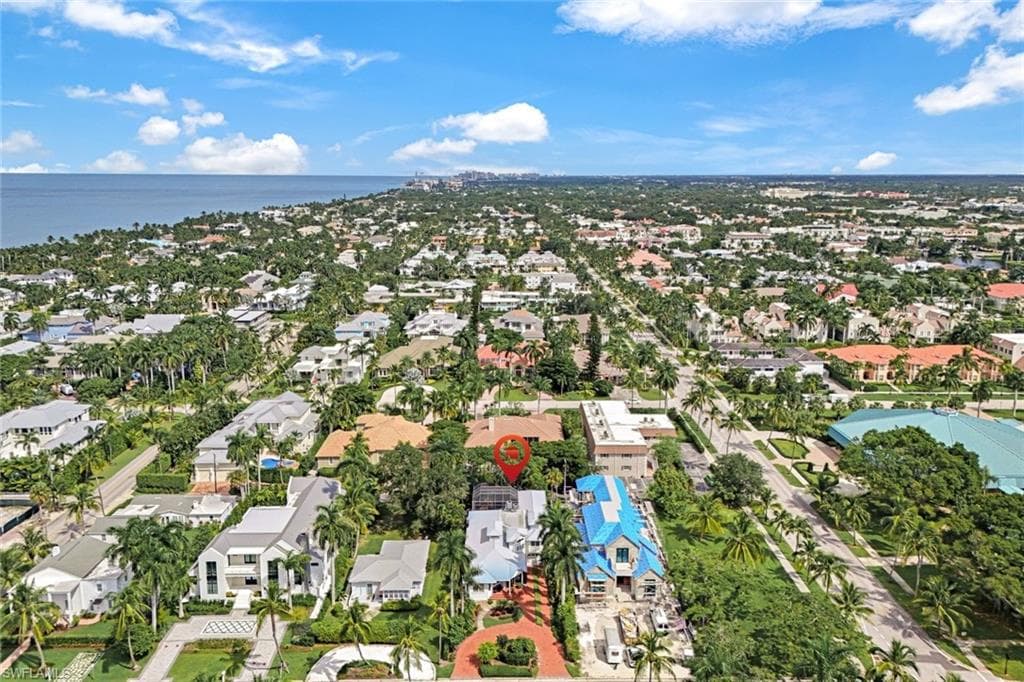 263 10th Ave S, Naples, FL 34102-47