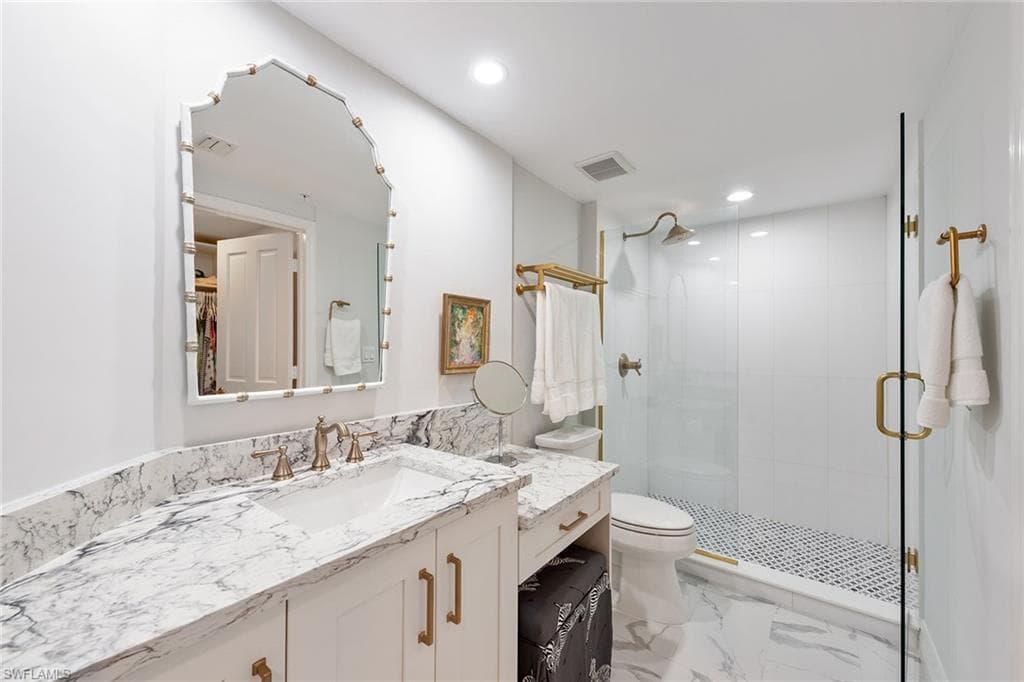 8171 Bay Colony Dr 2004, Naples, FL 34108-18