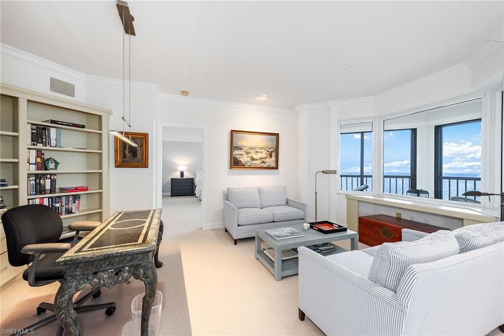 8171 Bay Colony Dr 2004, Naples, FL 34108-19