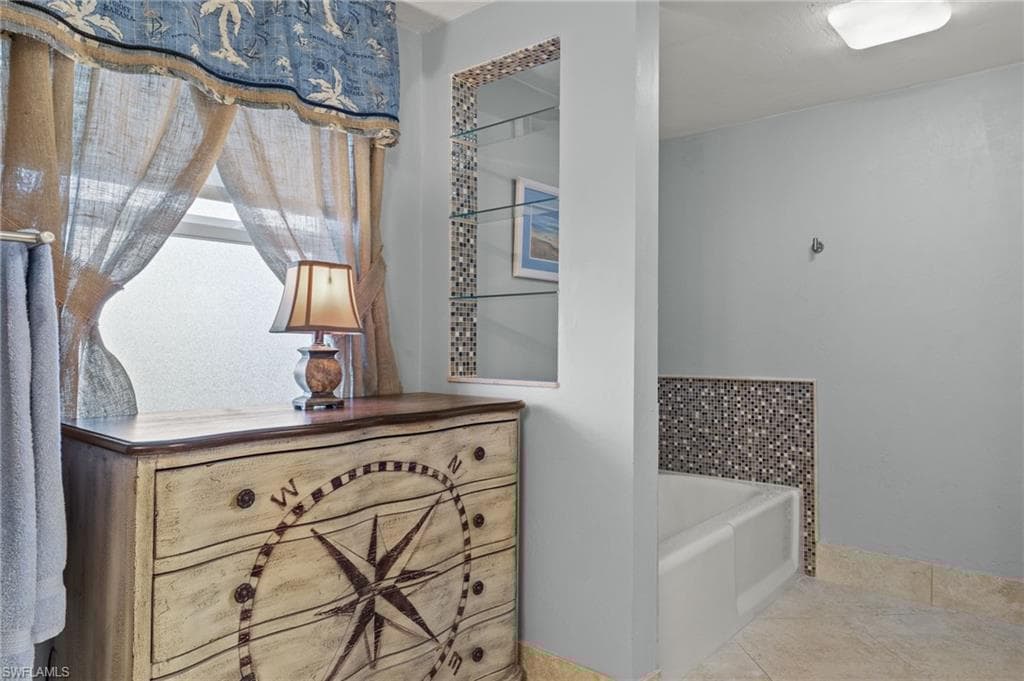 1510 Imperial Golf Course Blvd 133, Naples, FL 34110-24