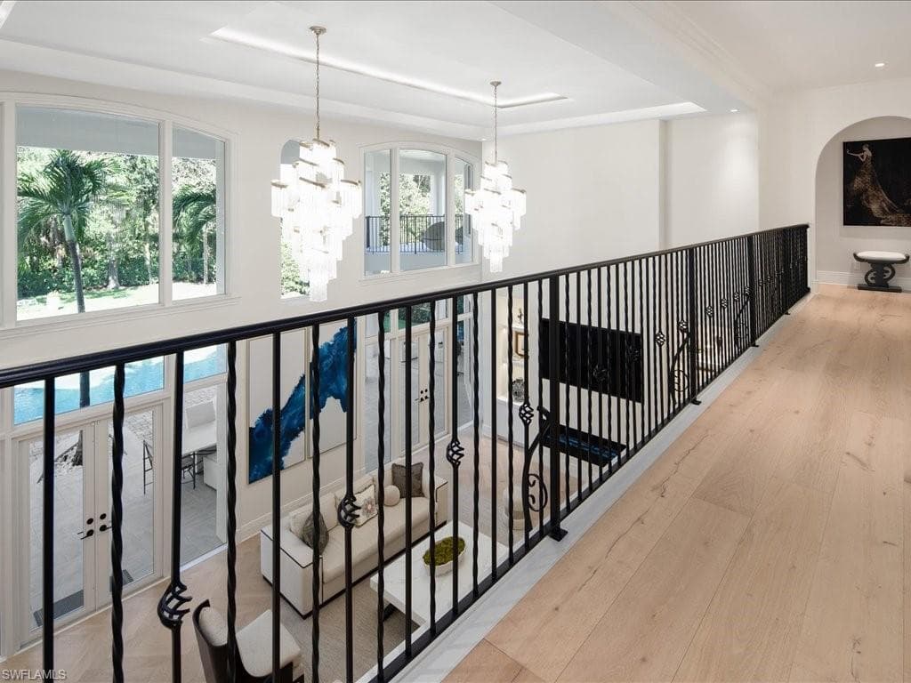 9129 The Ln, Naples, FL 34109-31