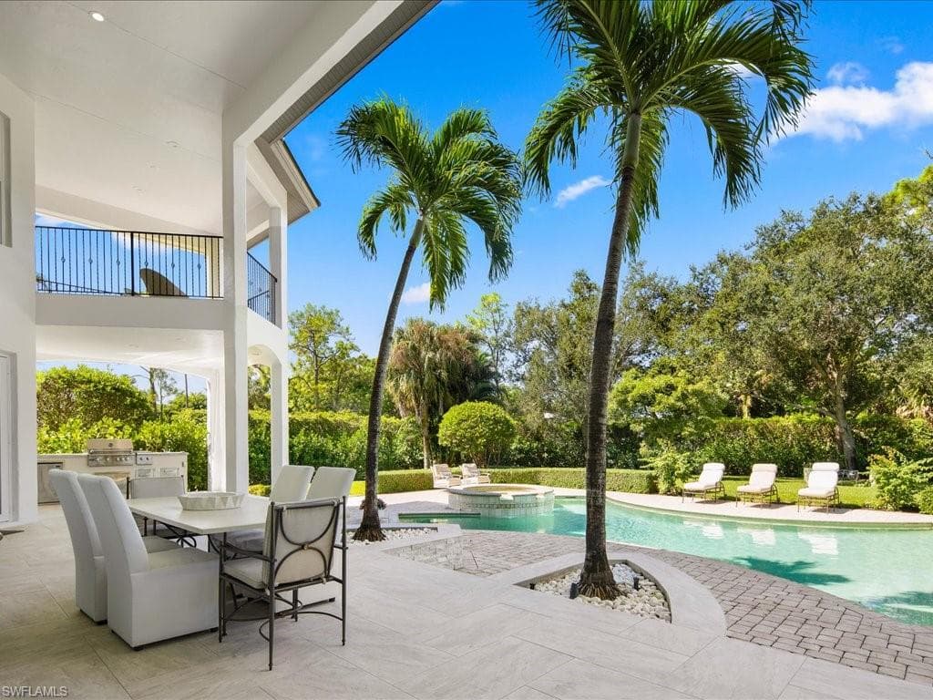 9129 The Ln, Naples, FL 34109-44