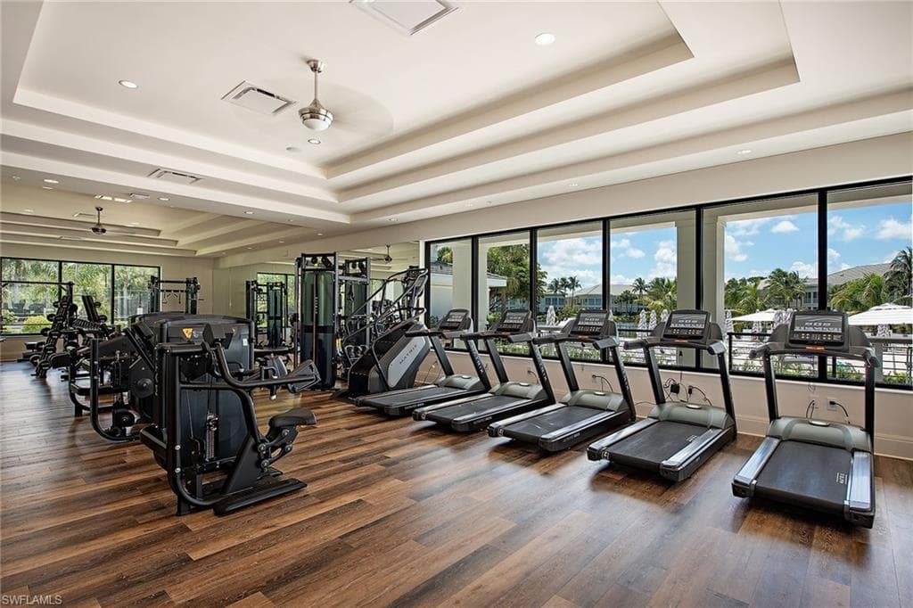 285 Grande Way 1606, Naples, FL 34110-22