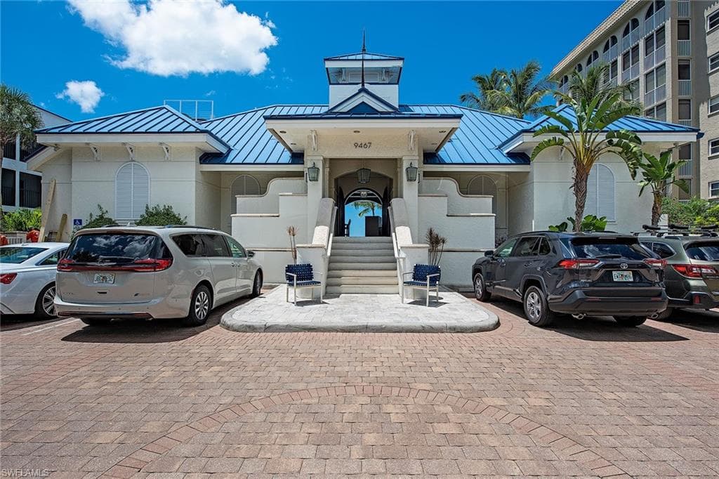 285 Grande Way 1606, Naples, FL 34110-29