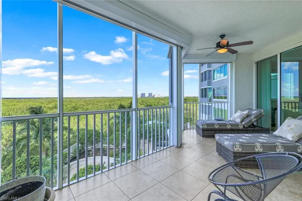 265 Indies Way 503, Naples, FL 34110-31