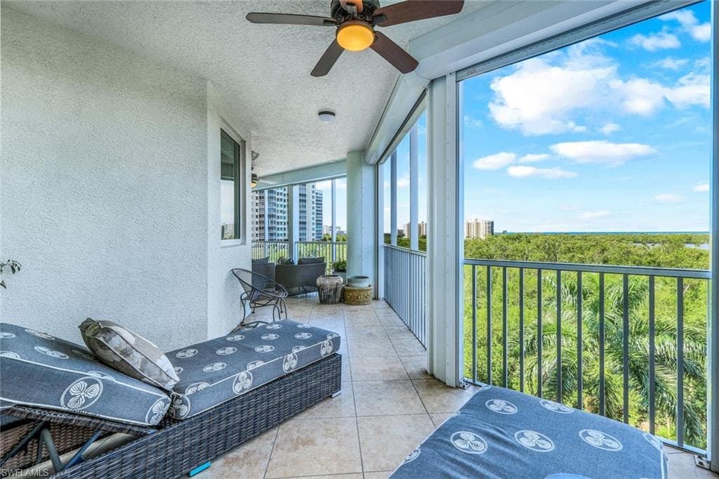 265 Indies Way 503, Naples, FL 34110-34