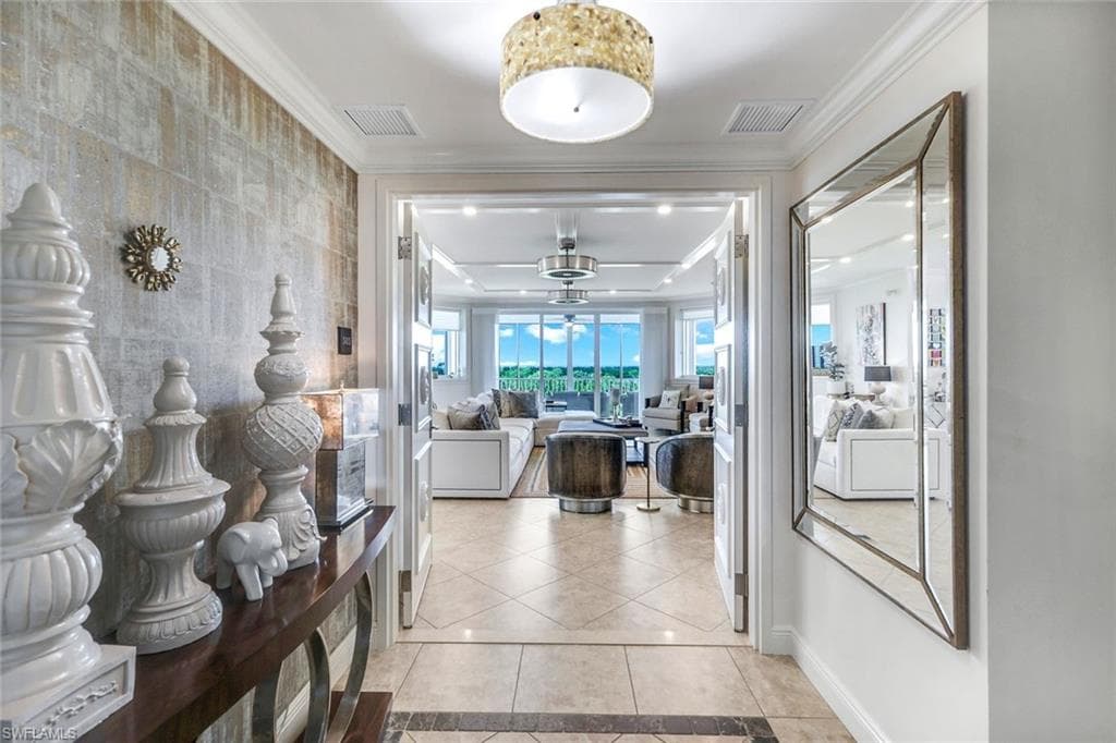 265 Indies Way 503, Naples, FL 34110-3