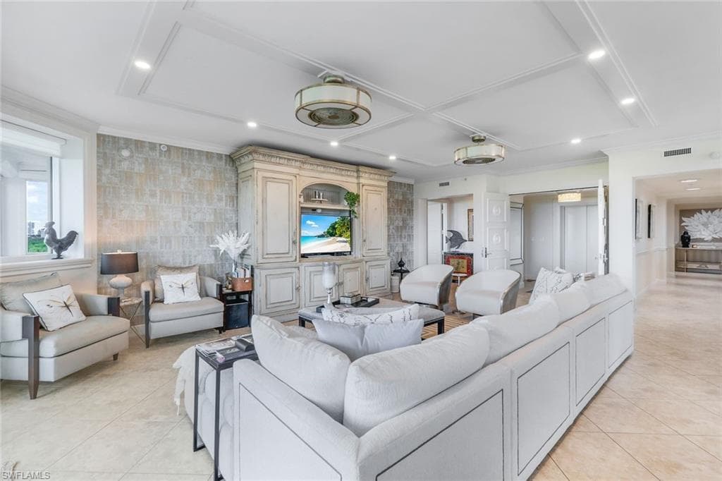265 Indies Way 503, Naples, FL 34110-5