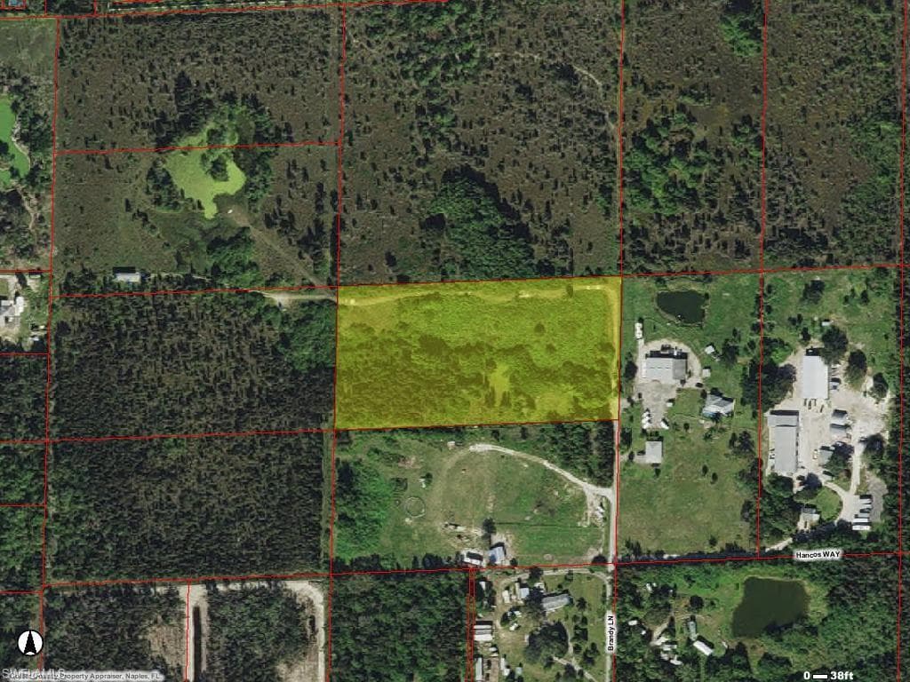 295 Brandy Ln, Naples, FL 34114-4