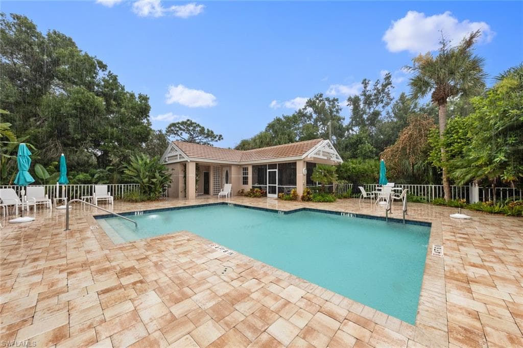 25200 Goldcrest Dr 512, Bonita Springs, FL 34134-10