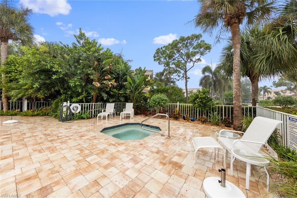 25200 Goldcrest Dr 512, Bonita Springs, FL 34134-11