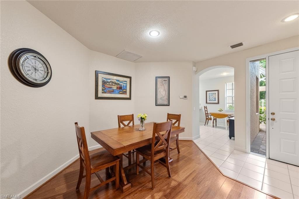 25200 Goldcrest Dr 512, Bonita Springs, FL 34134-20