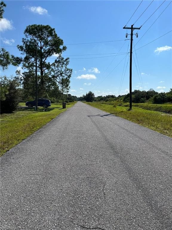 4003 20th St, Alva, FL 33920-18