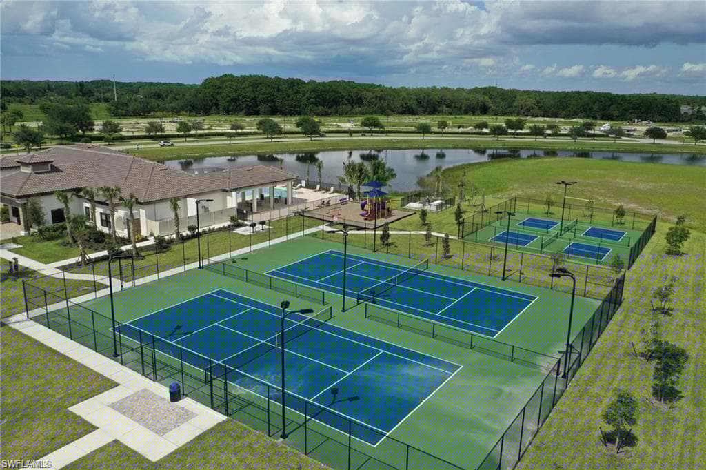 3902 40th Ter, Cape Coral, FL 33993-21