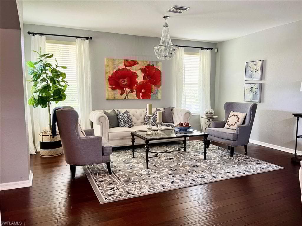 2004 Par Dr, Naples, FL 34120-6