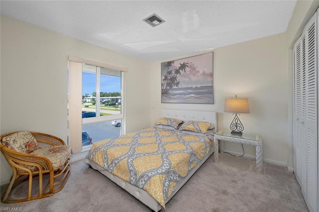 239 Palm Dr 239-2, Naples, FL 34112-9