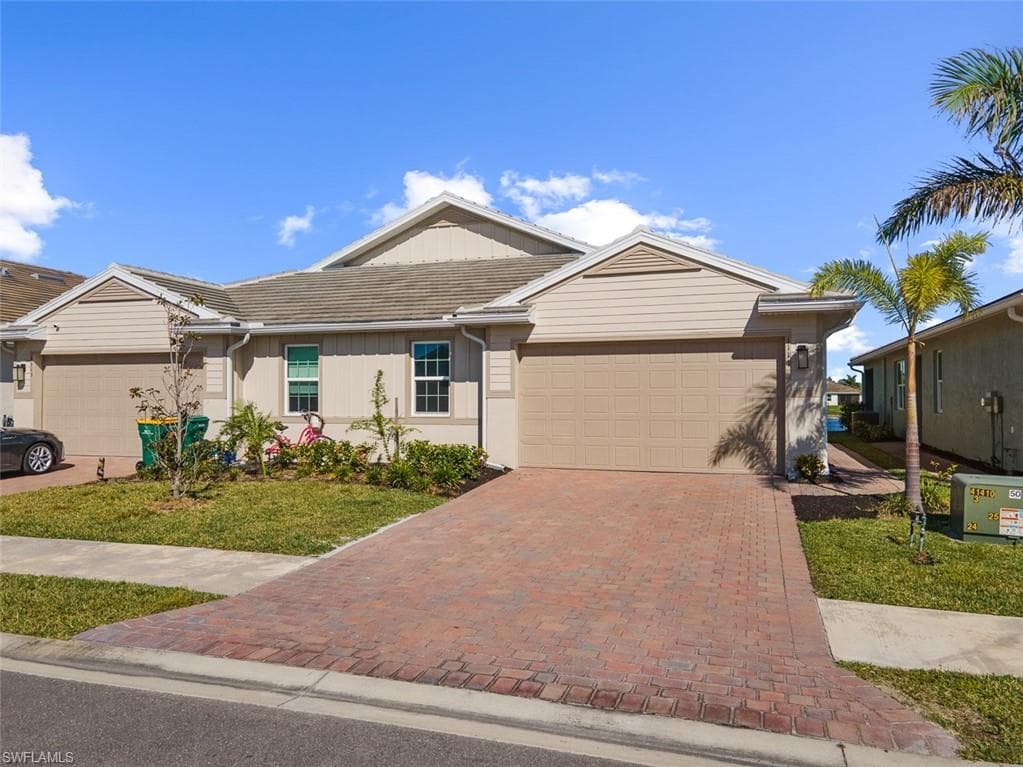 1117 Rolling Brook Ln, Naples, FL 34114-4